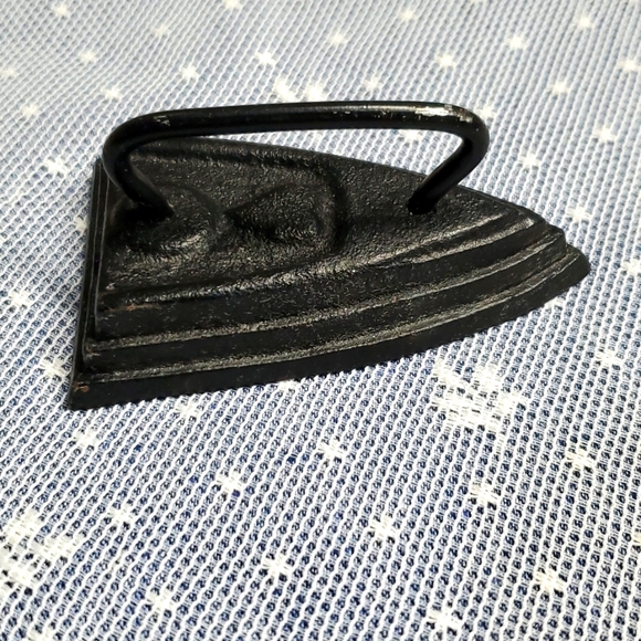 VTG Cast Iron Metal Children's Toy Sad Iron Heavy Metal Saleman's Sample - Picture 5 of 11